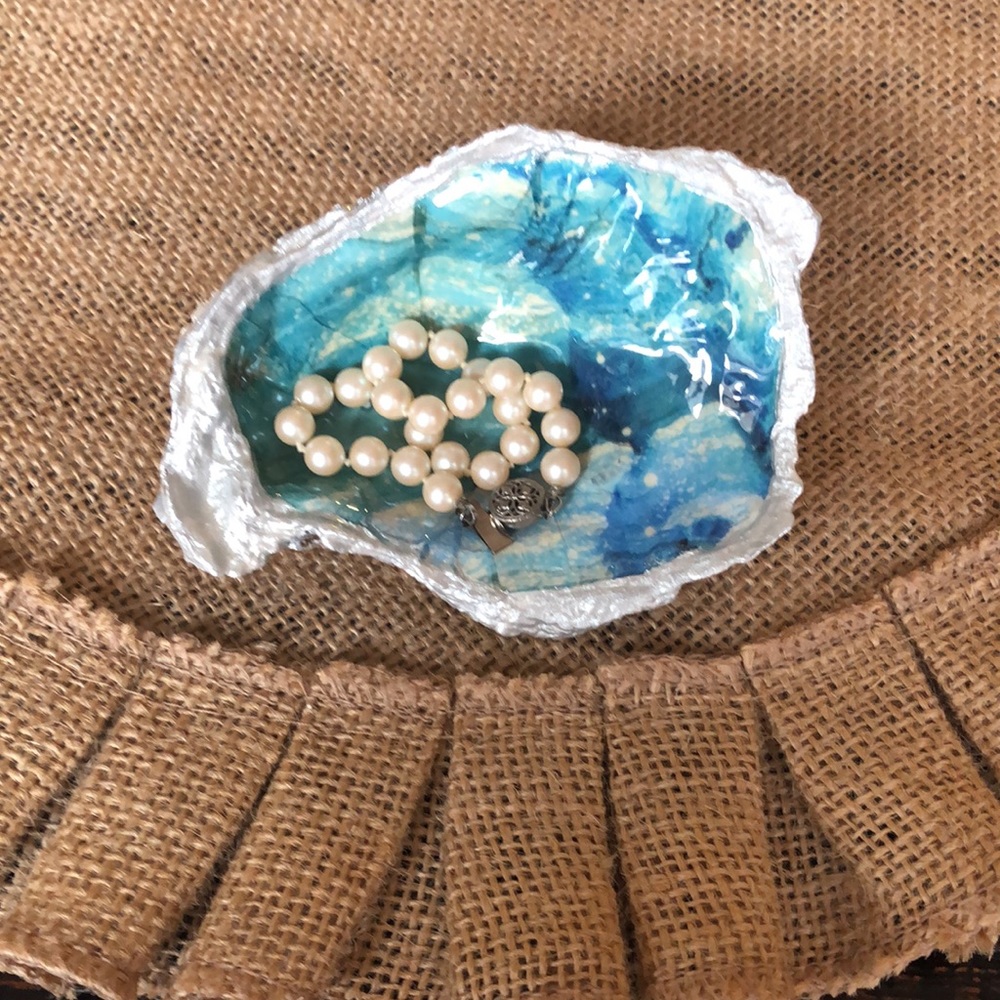 Oyster Shell Ring & Trinket Dish